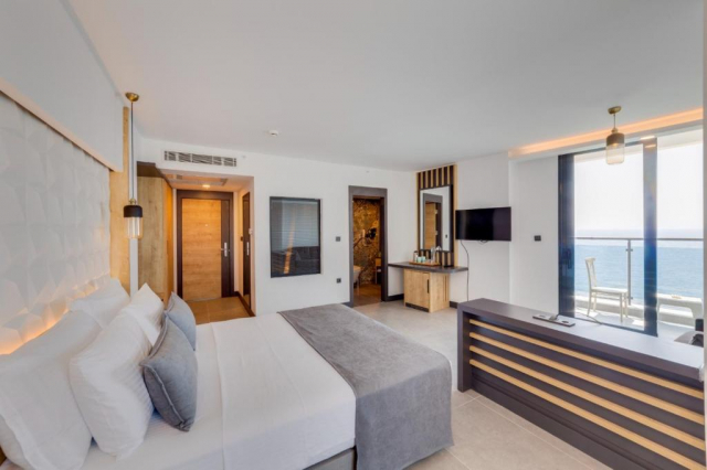 Sejur in Kusadasi: 515 euro cazare 7 nopti cu All inclusive+ transport avion+ toate taxele