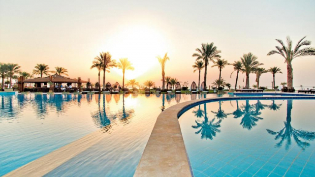 Sejur in Sharm El Sheikh: 560 euro cazare 7 nopti cu All inclusive+ transport avion+ toate taxele