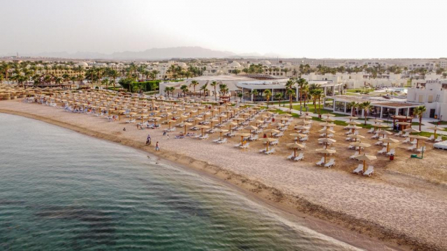 Sejur in Hurghada: 775 euro cazare 7 nopti cu Ultra All inclusive+ transport avion+ toate taxele 