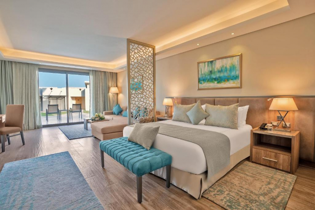 Sejur in Hurghada: 1100 euro cazare 7 nopti cu Ultra All inclusive+ transport avion+ toate taxele 