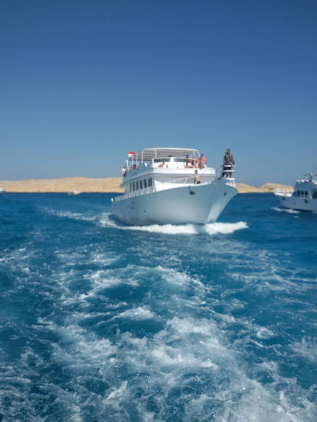 07.07 Zbor Bucuresti, Hurghada, La Rosa Waves Beach 4* all inclusive 360 euro/pers/ 7 nopti/taxe aeroport incluse+transfer,