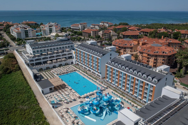 Sejur in Antalya: 725 euro cazare 7 nopti cu Ultra All  inclusive+ transport avion+ toate taxele