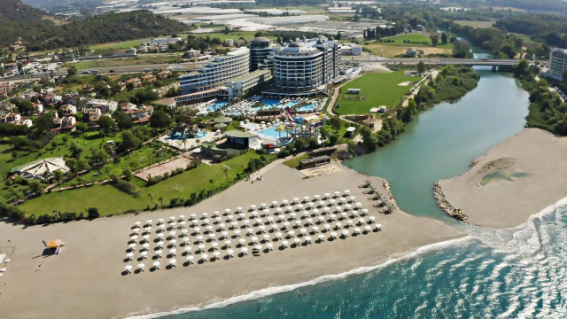 Sejur in Antalya: 560 euro cazare 7 nopti cu Ultra All  inclusive+ transport avion+ toate taxele