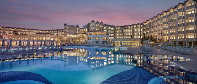 Sejur in Antalya: 725 euro cazare 7 nopti cu Ultra All  inclusive+ transport avion+ toate taxele