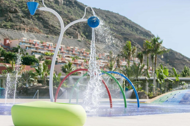 ULTRA LAST MINUTE INSULELE CANARE 5*****DEMIPENSIUNE RADISSON RESORT ZBOR DIRECT DIN OTOPENI CU TAXE INCLUSE