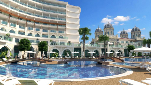 ULTIMELE LOCURI ANTALYA, AVION DIN SIBIU, LA HOTEL OZ  HOTELS SUI 5*, LA TARIFUL DE 732 EURO/PERSOANA, UAI!