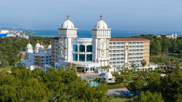 ULTIMELE LOCURI ANTALYA, AVION DIN CRAIOVA, LA HOTEL OZ  HOTELS SUI 5*, LA TARIFUL DE 715 EURO/PERSOANA, UAI!