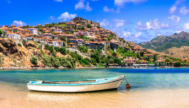 Sejur de vis in Lesbos la doar 248 euro,avion din Cluj !!! Smart Vila
