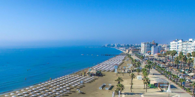 CIPRU - Ayia Napa: 7 nopti cazare 4* cu demipensiune + bilet avion Bucuresti + taxe aeroport + transfer = 702 euro/pers
