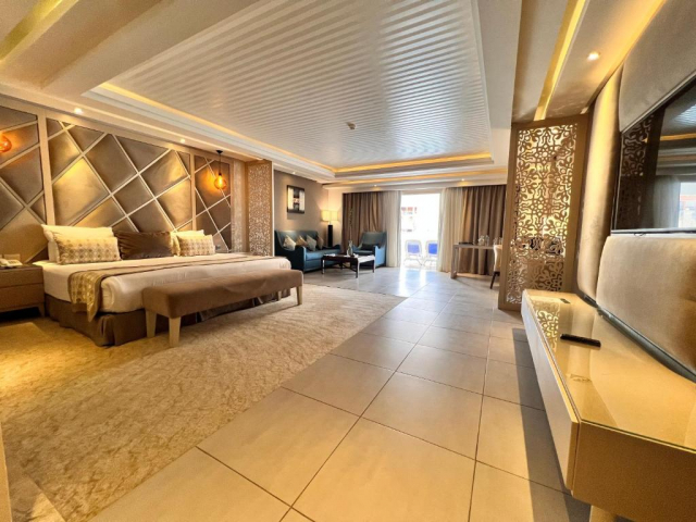 Sejur in Hurghada: 760 euro cazare 7 nopti cu All inclusive+ transport avion+ toate taxele 