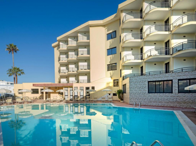 Last Minute Sardinia / Italia - Rina Alghero 4* - plecare in 11.07 din Bucuresti