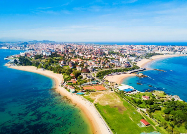 Senior Voyage Tara Bascilor si nordul Spaniei 690 euro/persoana plecare din Bucuresti 12.09 - Hotel Mar Comillas