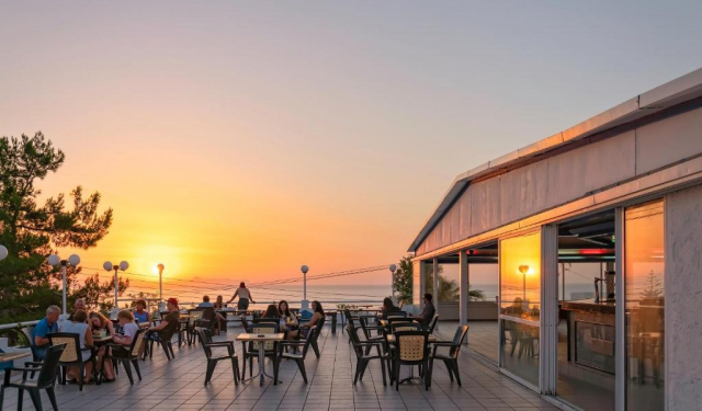 ULTRA LAST MINUTE INSULA CRETA SUNSET PARADISE 4****  ZBOR CHARTER DIN SIBIU/IASI/OTOPENI CU TAXE INCLUSE 