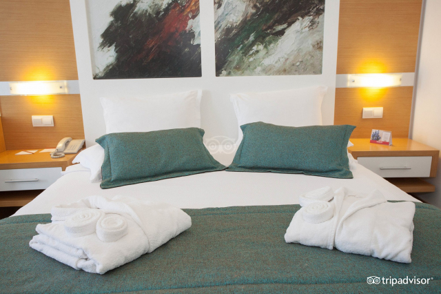 Sejur in Kusadasi: 575 euro cazare 7 nopti cu All inclusive+ transport avion+ toate taxele 