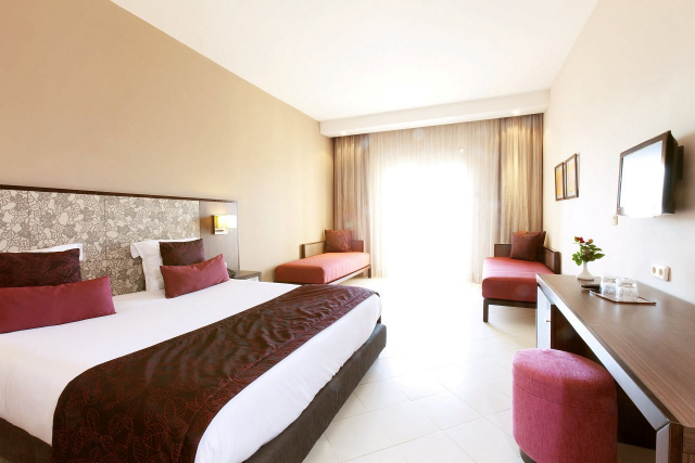 Sejur in Tunisia: 415 euro cazare 7 nopti cu All  inclusive+ transport avion+ toate taxele