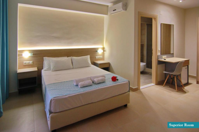 Sejur in Creta: 650 euro cazare 7 nopti cu All inclusive+ transport avion+ toate taxele