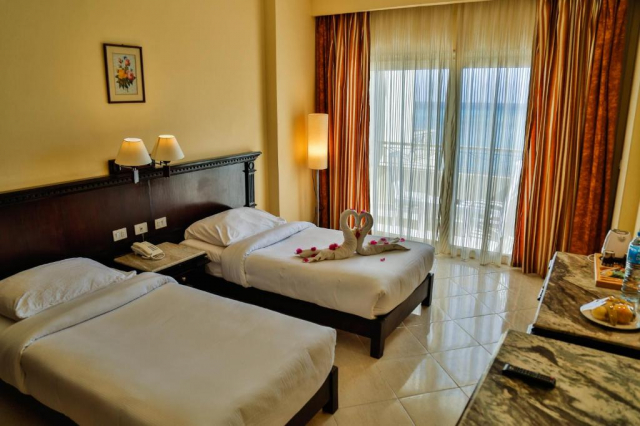 Sejur in Hurghada: 260 euro cazare 7 nopti cu All inclusive+ transport avion+ toate taxele 