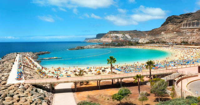 Vacanta de vara la plaja in Gran Canaria la doar 890 euro,avion din Bucuresti!!!	Servatur Casablanca Suites 4*