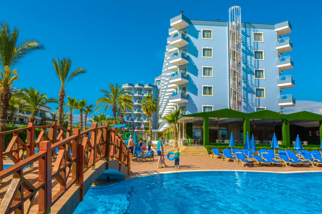 Sejur in Antalya: 435 euro cazare 7 nopti cu All inclusive+ transport avion+ toate taxele 