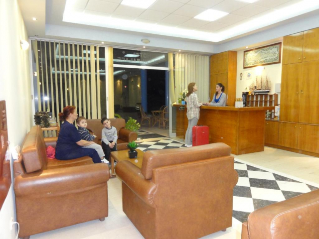 ULTRA LAST MINUTE INSULA CRETA ELENI PALACE ZBOR CHARTER SIBIU  CU TAXE INCLUSE
