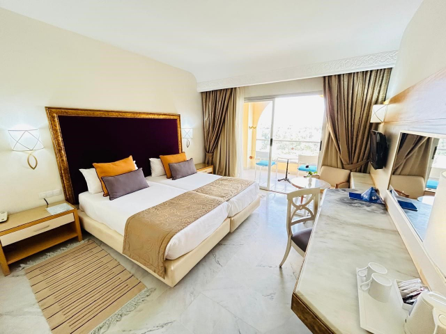 TUNISIA  770  EURO/ PERS PLECARE DIN BUCURESTI  05.08  - MARHABA PALACE 5*