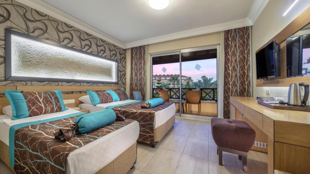 Sejur in Antalya: 775 euro cazare 7 nopti cu Ultra All inclusive+ transport avion+ toate taxele 