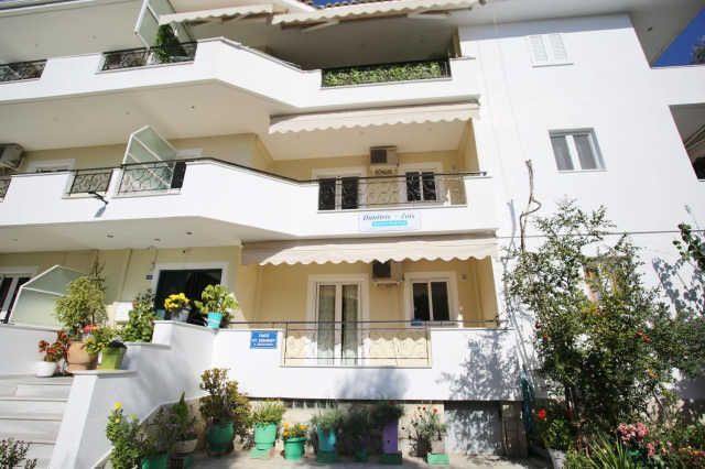 ULTIMELE LOCURI LEFKADA, LA VILA DIMITRIS&amp;ZOIS 2*, LA TARIFUL DE 149 EURO/PERSOANA!