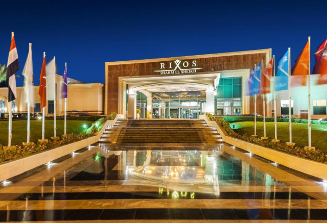 Sejur in Sharm El Sheikh: 950 euro cazare 7 nopti cu Ultra All inclusive+ transport avion+ toate taxele