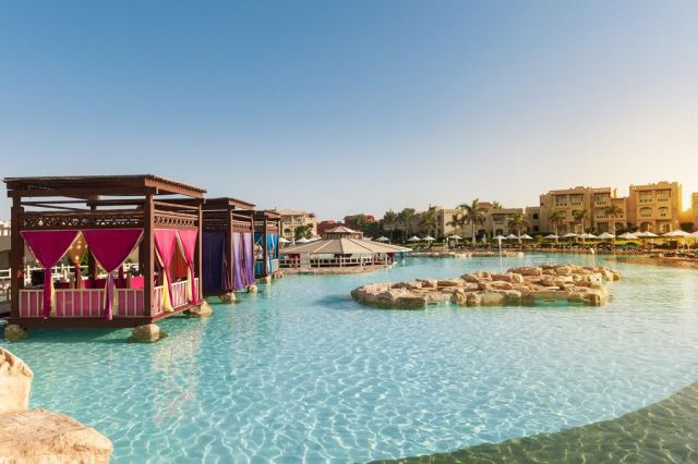Sejur in Sharm El Sheikh: 950 euro cazare 7 nopti cu Ultra All inclusive+ transport avion+ toate taxele
