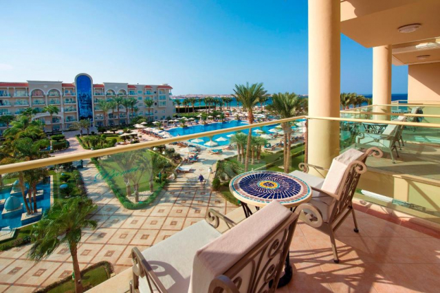 Sejur in Hurghada: 700 euro cazare 7 nopti cu Ultra All inclusive+ transport avion+ toate taxele 
