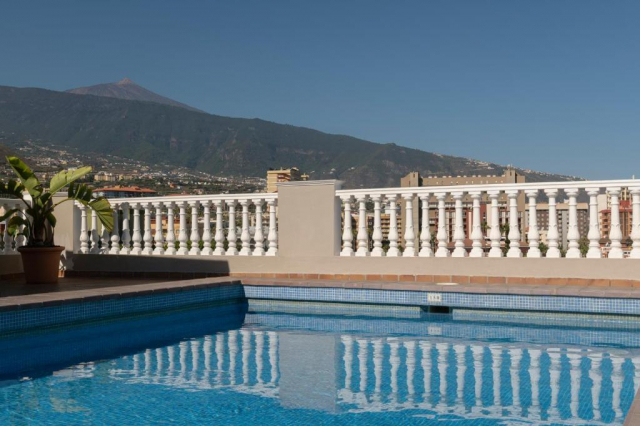 ULTRA LAST MINUTE TENERIFE 7 NOPTI  MARTE HOTEL 3*** MIC DEJUN/DEMIPENSIUNE ZBOR DIRECT DIN OTOPENI CU TAXE INCLUSE !!