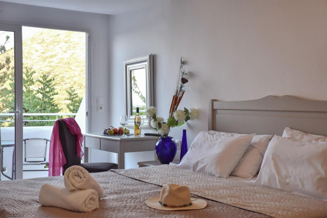 Sejur in Creta: 550 euro cazare 7 nopti cu All inclusive+ transport avion+ toate taxele