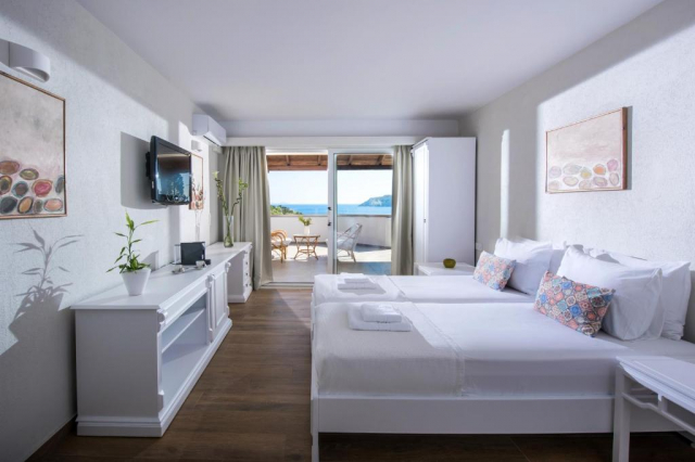 Sejur in Creta: 640 euro cazare 7 nopti cu All inclusive+ transport avion+ toate taxele