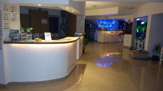 ULTRA LAST MINUTE INSULA RODOS ARGO HOTEL ZBOR CHARTER OTOPENI/ CRAIOVA CU TAXE INCLUS