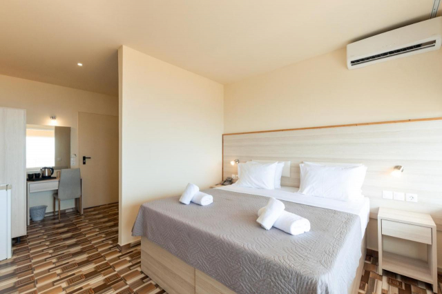 Sejur in Creta: 400 euro cazare 7 nopti cu All  inclusive+ transport avion+ toate taxele