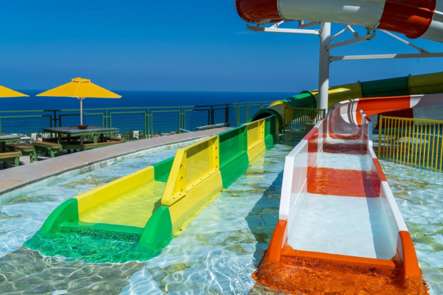 Sejur in Creta: 400 euro cazare 7 nopti cu All  inclusive+ transport avion+ toate taxele