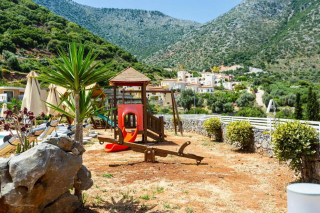 Sejur in Creta: 725 euro cazare 7 nopti cu All  inclusive+ transport avion+ toate taxele