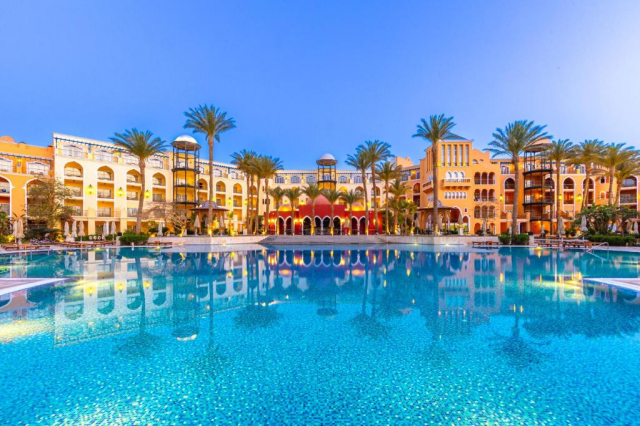 Sejur in Hurghada: 715 euro cazare 14 nopti cu All inclusive+ transport avion+ toate taxele 