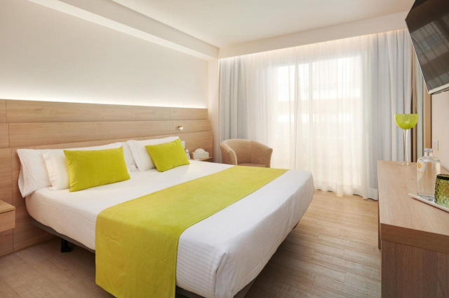 ULTRA LAST MINUTE PALMA DE MALLORCA 4**** SABINA SUITES  DEMIPENSIUNE ZBOR DIRECT DIN OTOPENI/CLUJ/TIMISOARA TAXE INCLUSE