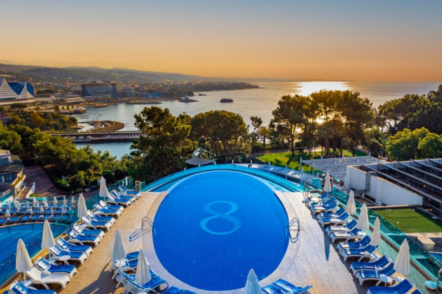 Sejur in Antalya: 640 euro cazare 6 nopti cu Ultra All inclusive+ transport avion+ toate taxele 