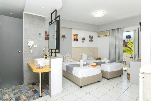 ULTRA LAST MINUTE INSULA CRETA ICANDY SOL ZBOR CHARTER DIN OTOPENI CU TAXE INCLUSE