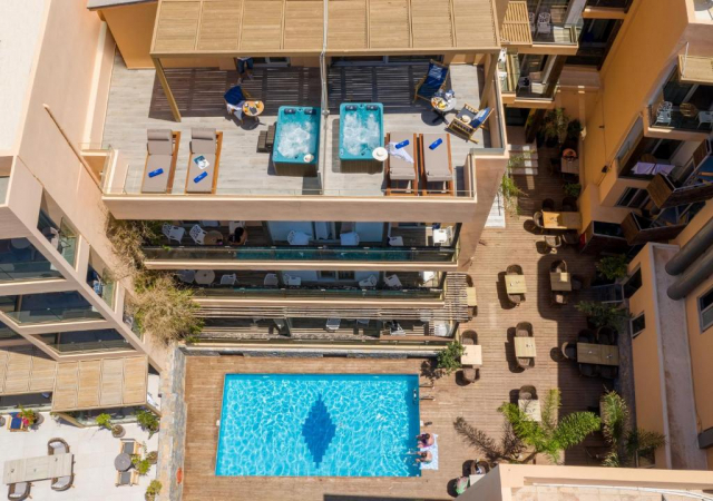 ULTRA LAST MINUTE INSULA CRETA PALMERA BEACH  4**** ZBOR CHARTER DIN OTOPENI CU TAXE INCLUSE