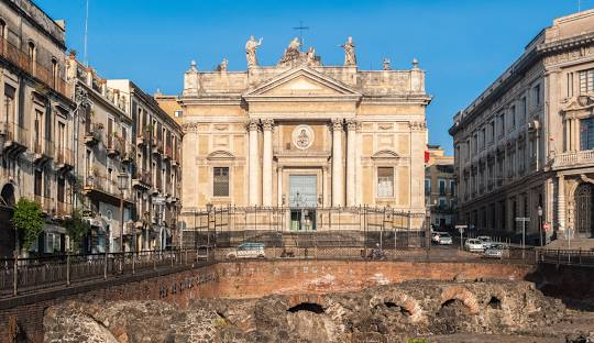 AVENTURA SICILIANA, SENIOR VOYAGE, AVION DIN CLUJ-NAPOCA, LA HOTEL DE 4*, LA TARIFUL DE 650 EURO/PERS, DEMIPENSIUNE!
