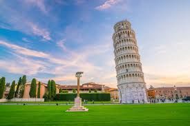 ULTIMELE LOCURI TOSCANA, AVION DIN BUCURESTI, LA HOTEL DE 4*, LA TARIFUL DE 649 EURO/PERSOANA, DEMIPENSIUNE!