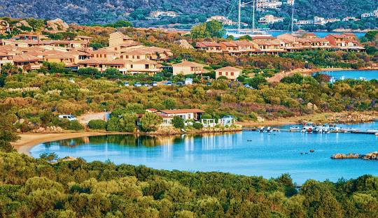 SARDINIA INSULA IDILICA A MEDITERANEI, SENIOR VOYAGE, AVION DIN BUCURESTI, LA HOTEL DE 4*, LA TARIFUL DE 670 EURO/PERS, HB!