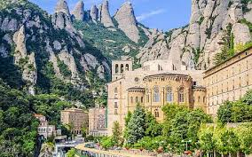 ULTIMELE LOCURI BARCELONA SI COSTA BRAVA, AVION DIN BUCURESTI, LA HOTEL DE 4*, LA TARIFUL DE 670 EURO/PERS, DEMIPENSIUNE!