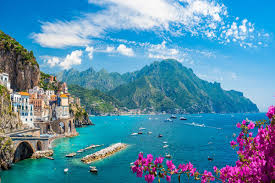 BELISSIMA COASTA AMALFITANA, SENIOR VOYAGE, AVION DIN BUCURESTI, LA HOTEL DE 4*, LA TARIFUL DE 600 EURO/PERS, DEMIPENSIUNE!