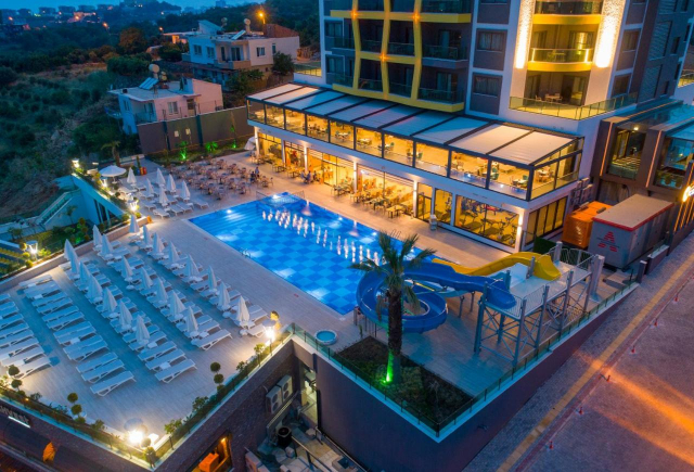 Sejur in Antalya: 500 euro cazare 7 nopti cu All inclusive+ transport avion+ toate taxele 