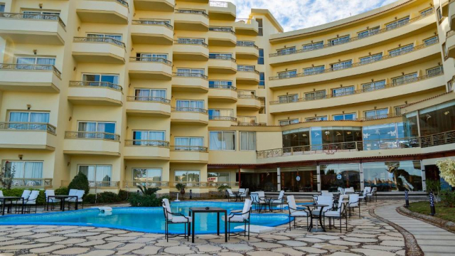 ULTIMELE LOCURI IN EGYPT 4**** ALL INCLUSIVE MAGIC BEACH ZBOR CHARTER DIN CRAIOVA CU TAXE INCLUSE