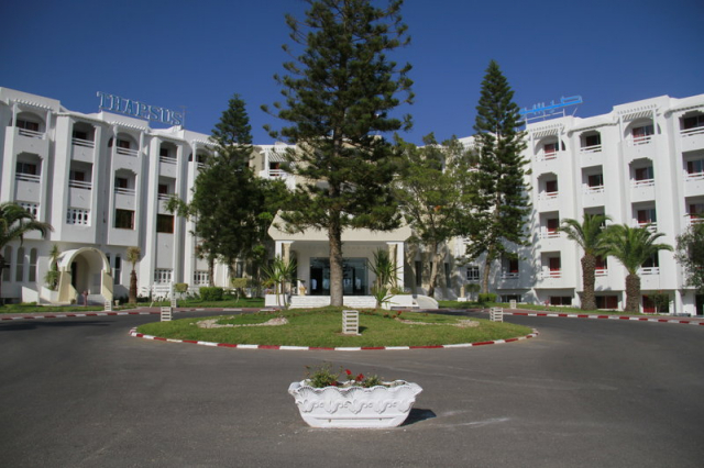 ULTIMELE LOCURI TUNISIA 4**** ALL INCLUSIVE THAPSUS BEACH ZBOR CHARTER DIN IASI/ORADEA/CLUJ/OTOPENI CU TAXE INCLUSE
